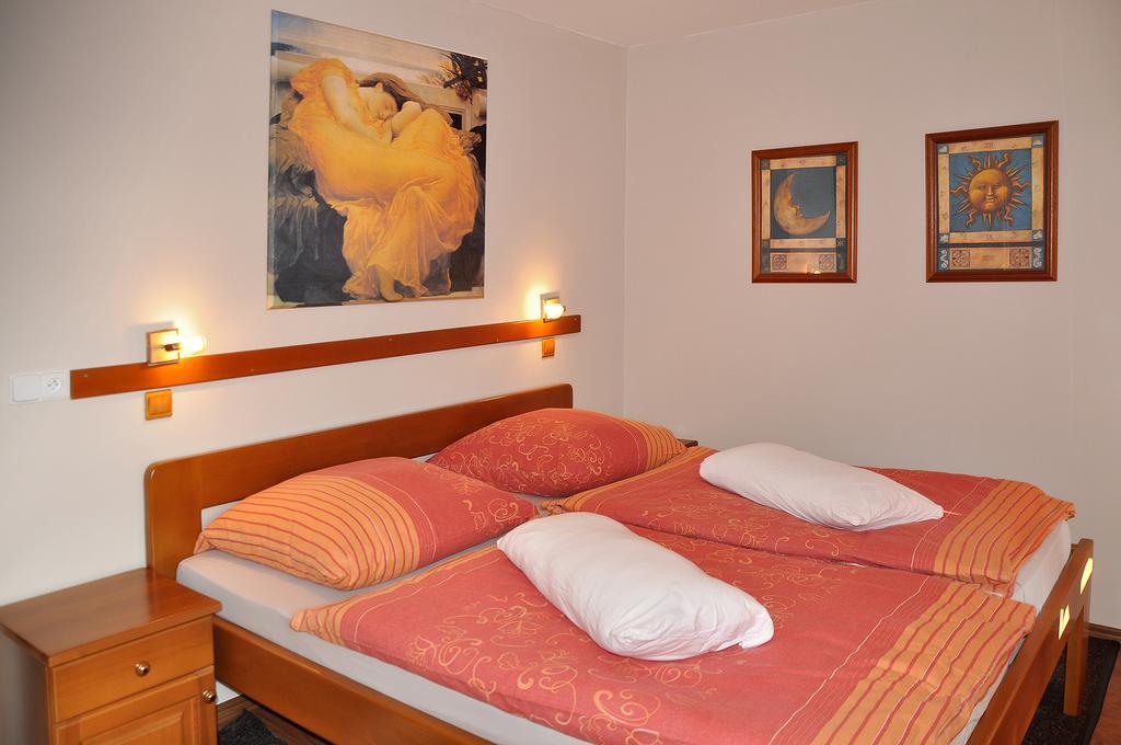 Apartment Rosalka